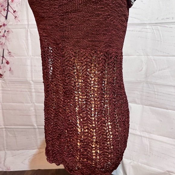 Laundry top with two buttons - Picture 4 of 9